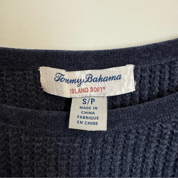 Tommy Bahama Women's Sea Light Raglan Crew Sweater - Picture 5 of 10